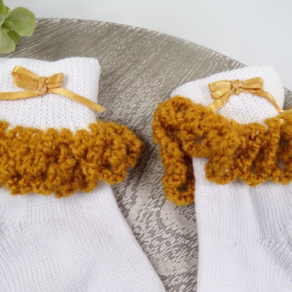 Set of 2 Crochet Trimmed Socks Blue & Brown - Picture 4 of 5